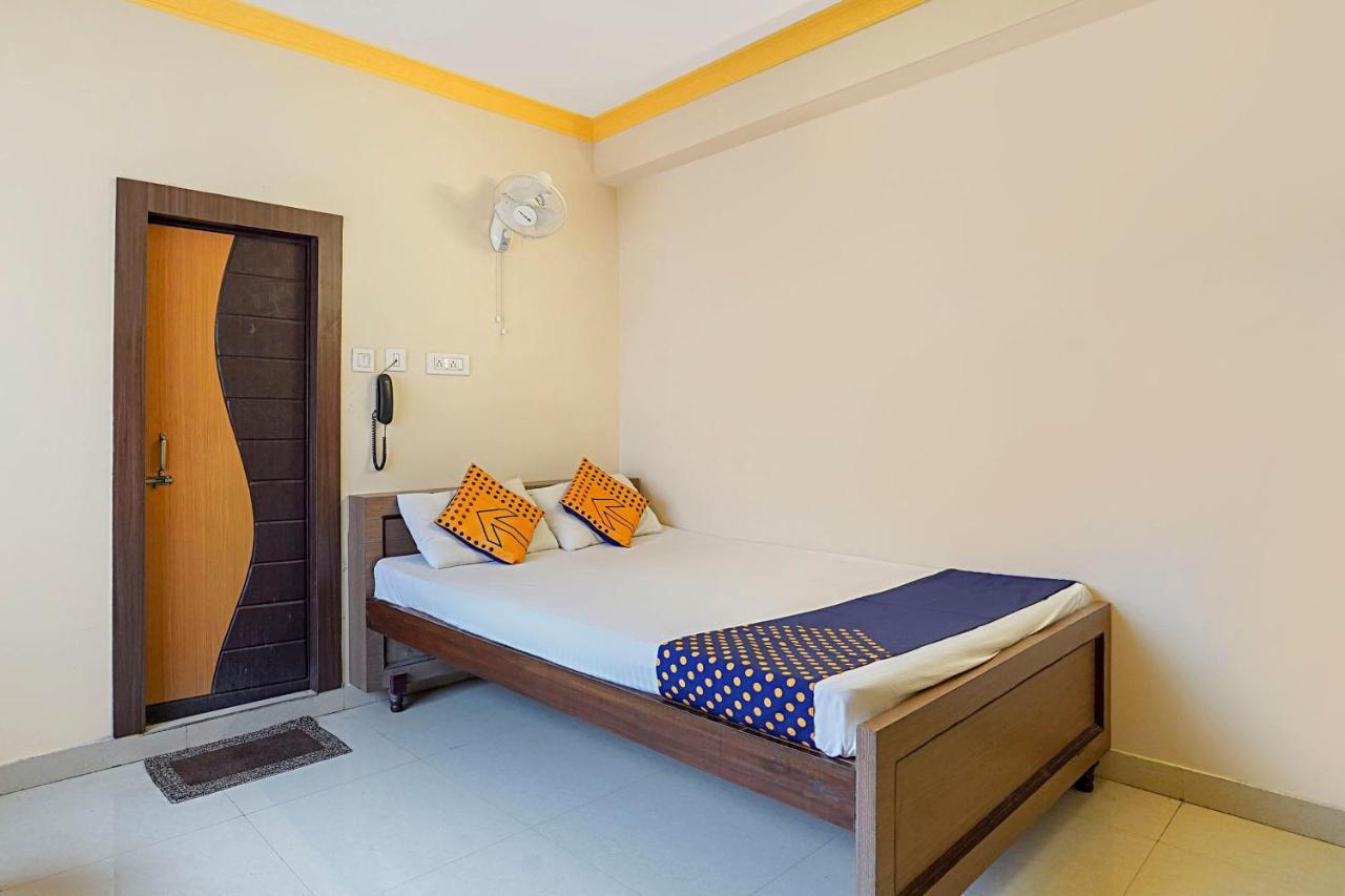 Hotel O Trisha Guest House Dum Dum Kültér fotó